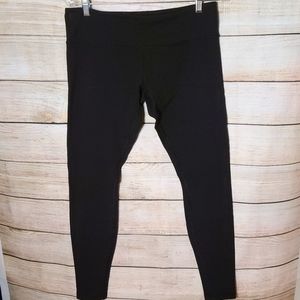 Lululemon Black Ankle Length Leggings, Size 12